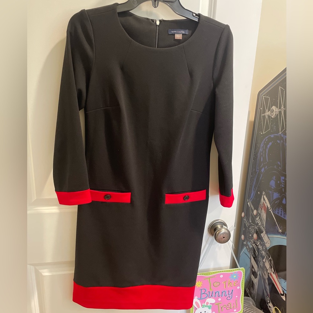 Tommy Hilfiger sheath dress size 2